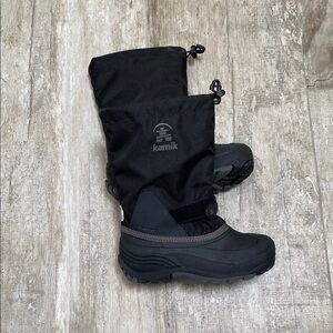 Black Kamik Snow Boots